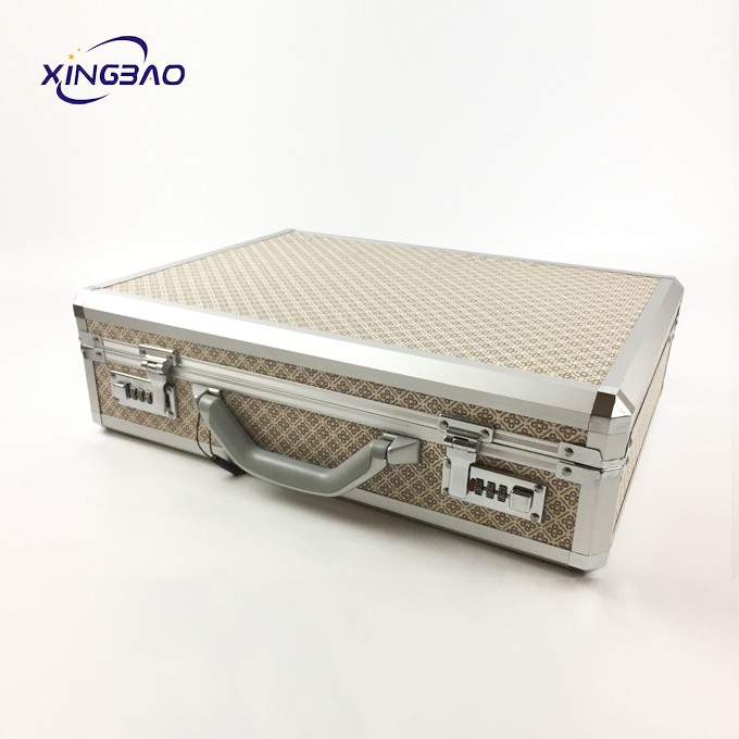 The Factory Customizes Portable Aluminum Briefcases And Pockets With LOGO And Retro Pattern